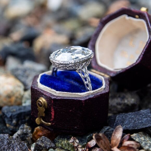 Dainty Noble Anillos Large Oval Pure Zircon Silver Plated Vintage Ring, UNVN1205 - Picture 4 of 8